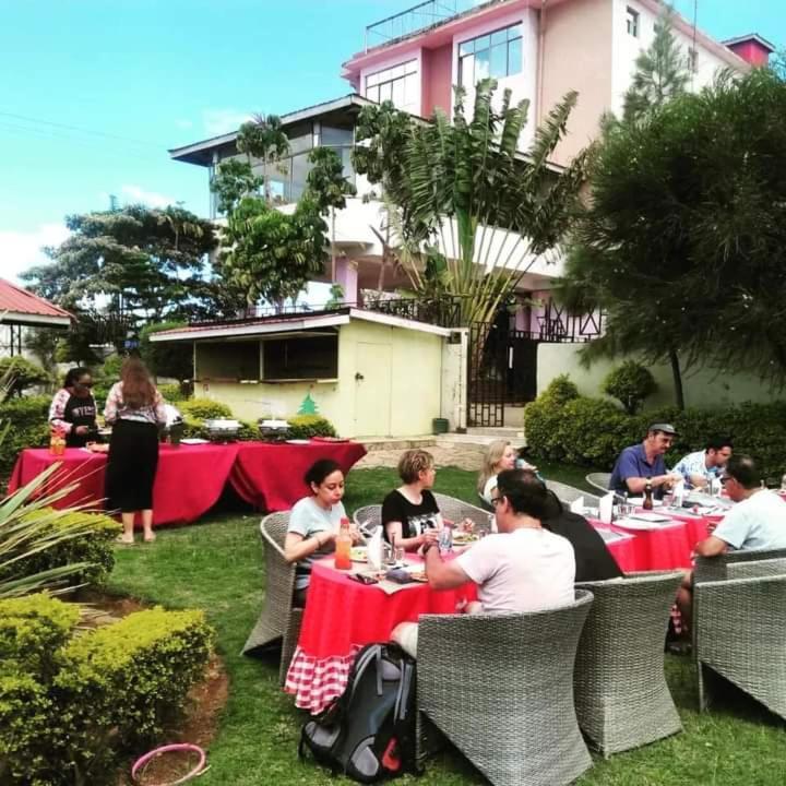 Newstead Hotel Naivasha Exteriör bild