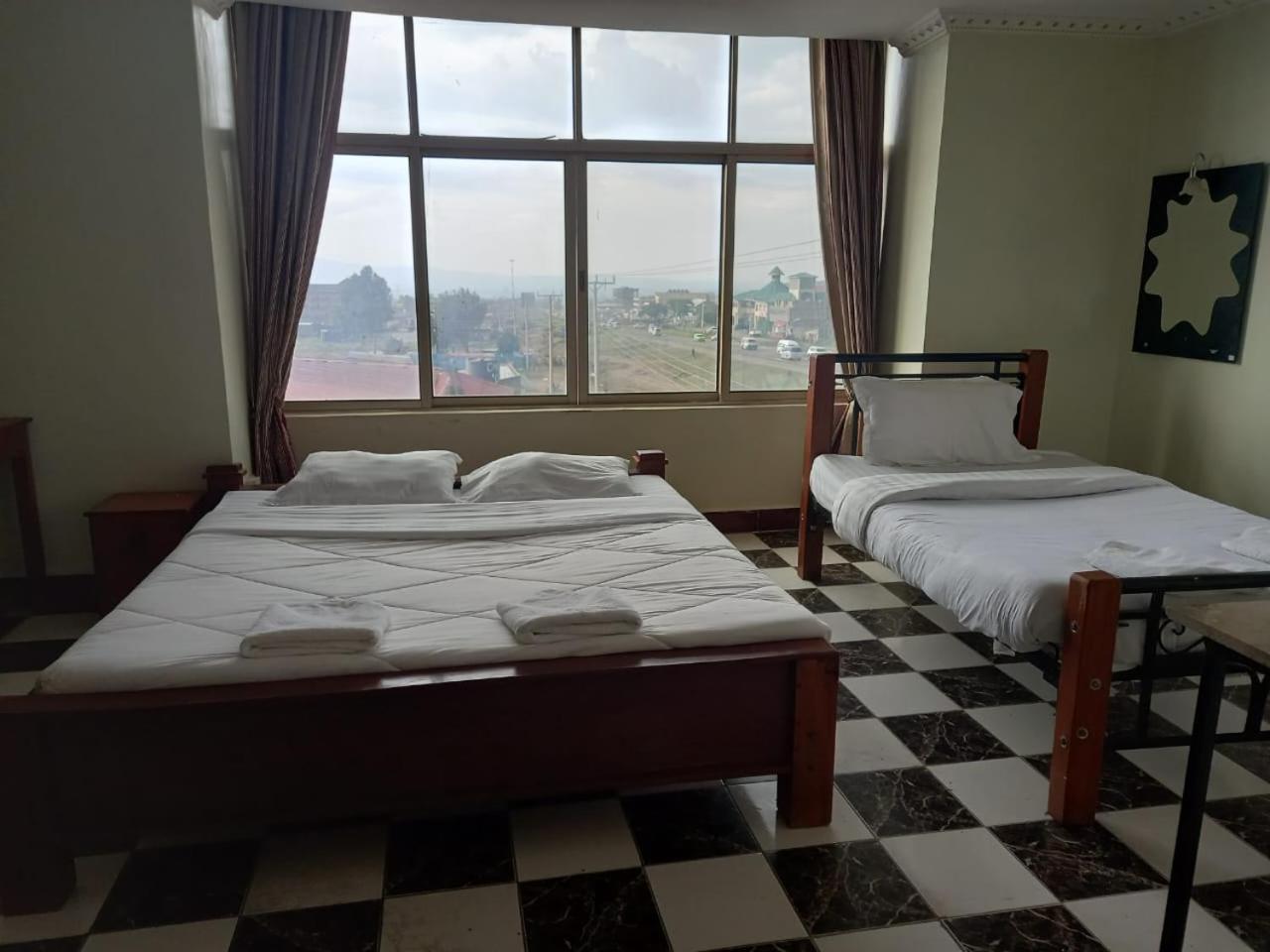 Newstead Hotel Naivasha Exteriör bild
