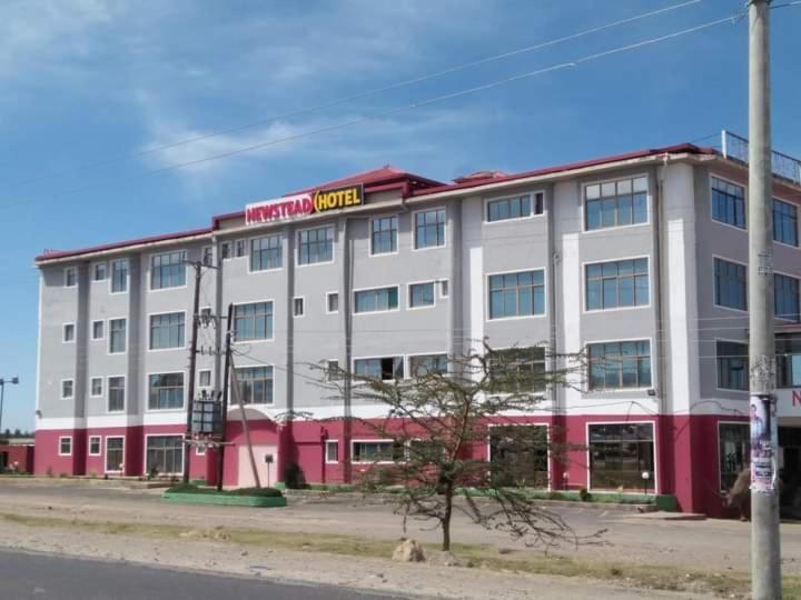 Newstead Hotel Naivasha Exteriör bild