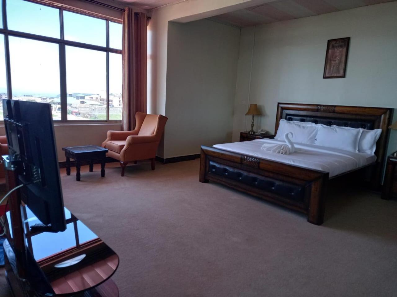 Newstead Hotel Naivasha Exteriör bild